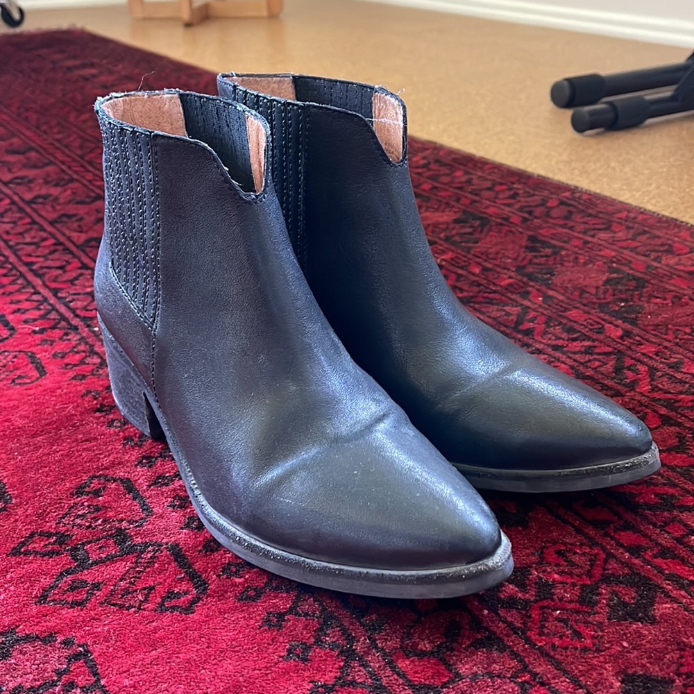 Madewell Chelsea Boots